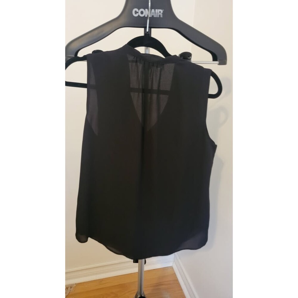 White House Black Market black sleeveless blouse